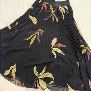Wilfred Black A-Line Skirt with Floral Design